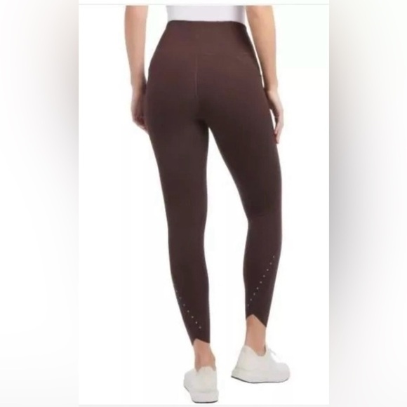 Danskin HR Tights with Reflective Dots and Pockets.  Color-Espresso Brown - Picture 3 of 8